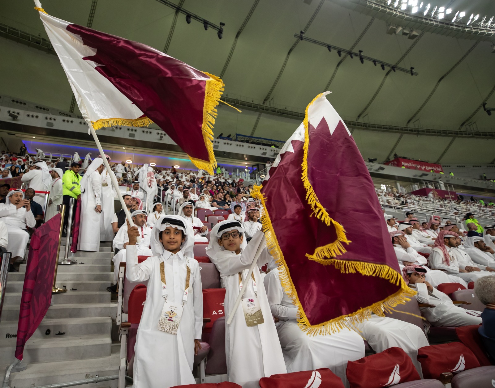 جماهير المنتخب القطري خلال مواجهة العنابي والسنغال في كأس العالم (Getty) ون ون winwin