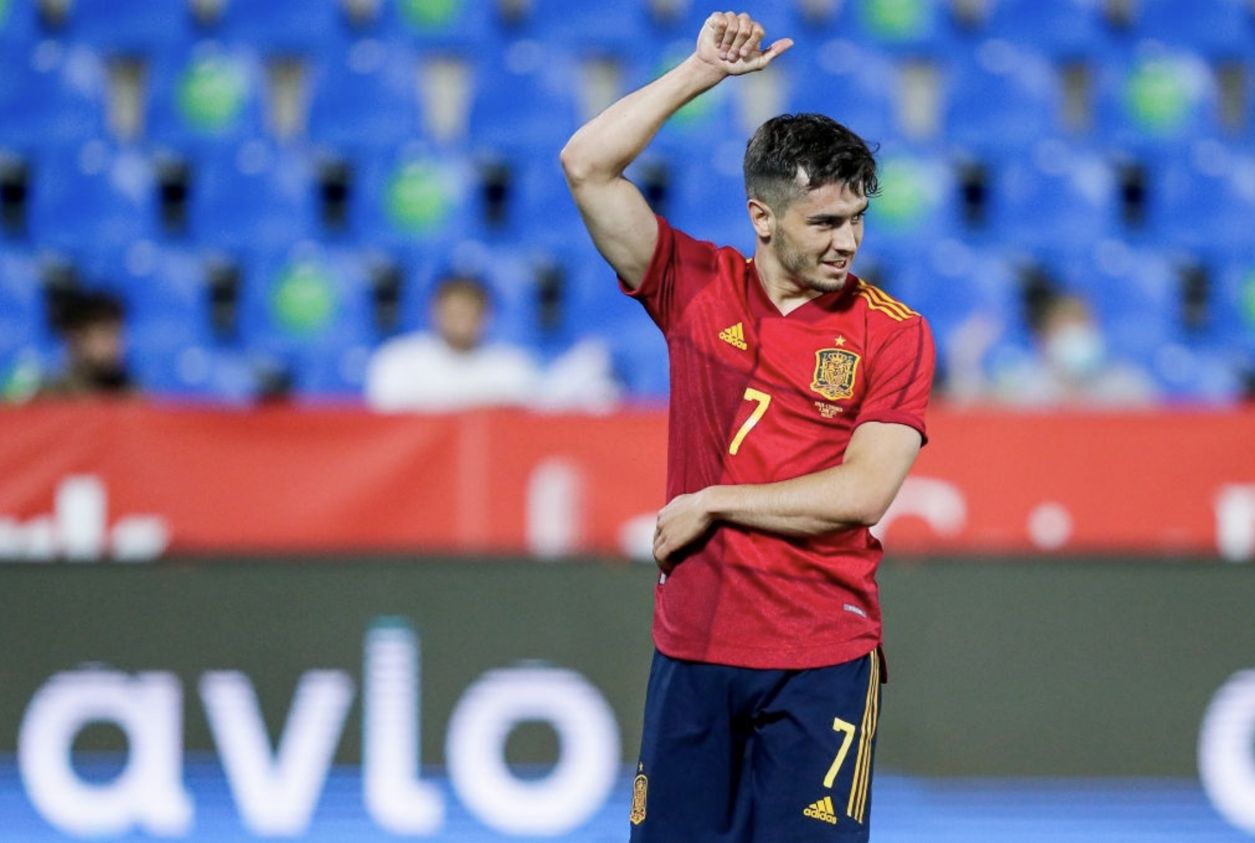 براهيم دياز بقميص منتخب إسبانيا لكرة القدم (milanreports)