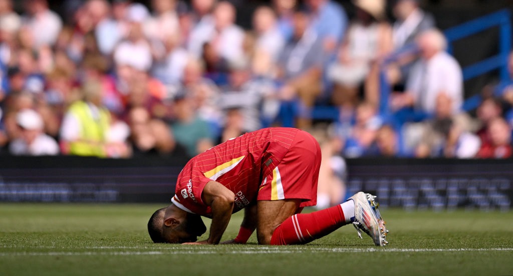 المصري محمد صلاح نجم نادي ليفربول الإنجليزي يبصم على رقم قياسي تاريخي