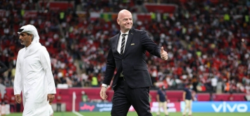 السويسري جياني إنفانتينو Gianni Infantino رئيس الاتحاد الدولي كرة قدم فيفا نهائي كأس العرب FIFA قطر 2021 ملعب البيت المونديالي تونس الجزائر ون ون winwin