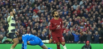 محمد صلاح يحتفل بعد تسجيله بمرمى مانشستر سيتي