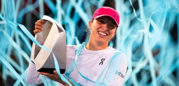 البولندية إيغا شفيونتيك المصنفة أولى عالمياً في كرة المضرب للسيدات (X/iga_swiatek) ون ون winwin