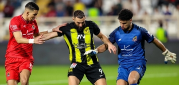 كريم بنزيما مهاجم الاتحاد السعودي