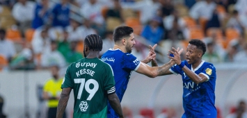 جانب من مباراة الأهلي والهلال في الدوري السعودي (X/Alhilal_FC)