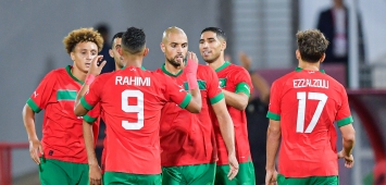 لاعبو منتخب المغرب يحتفلون بهدف في شباك أفريقيا الوسطى 