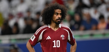 لاعب منتخب قطر أكرم عفيف