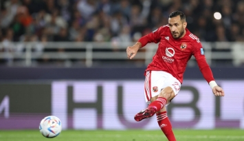 تجديد عقد علي معلول يؤرق إدار الأهلي (X:Alahly)