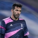 بوفون يوفنتوس تورينو بوفون الإيطالي كالتشيو Gianluigi Buffon ون ون winwin