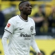 النجم الفرنسي راندال كولو مواني مهاجم فريق آينتراخت فرانكفورت الألماني - Randal Kolo Muani of Eintracht Frankfurt غيتي ون ون winwin Getty